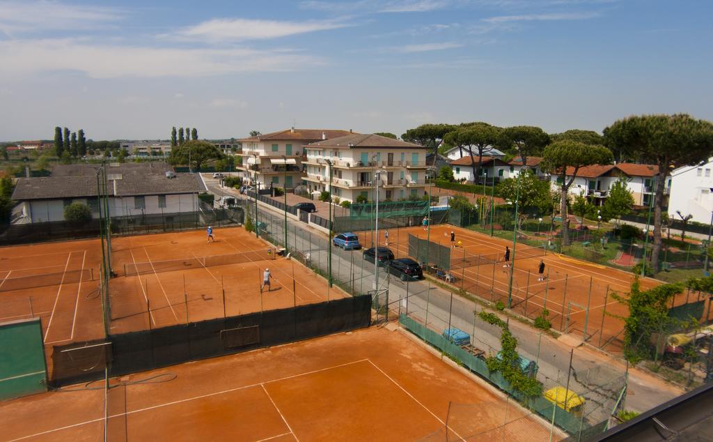 Hotel Rado Lido di Jesolo Ngoại thất bức ảnh